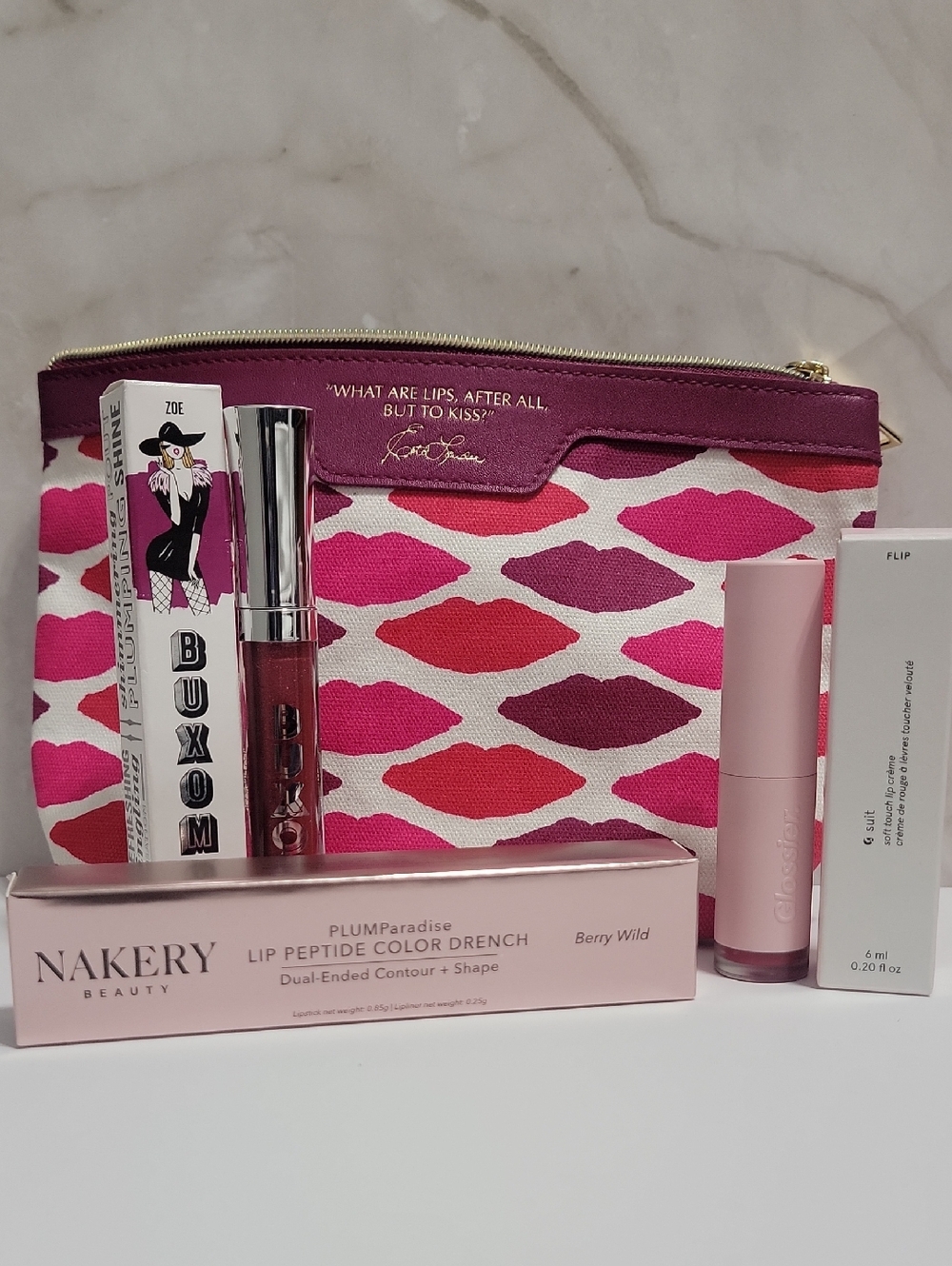 Lip Bundle Berry - Nakery, Glossier And Buxom In Lipstick Travel Bag